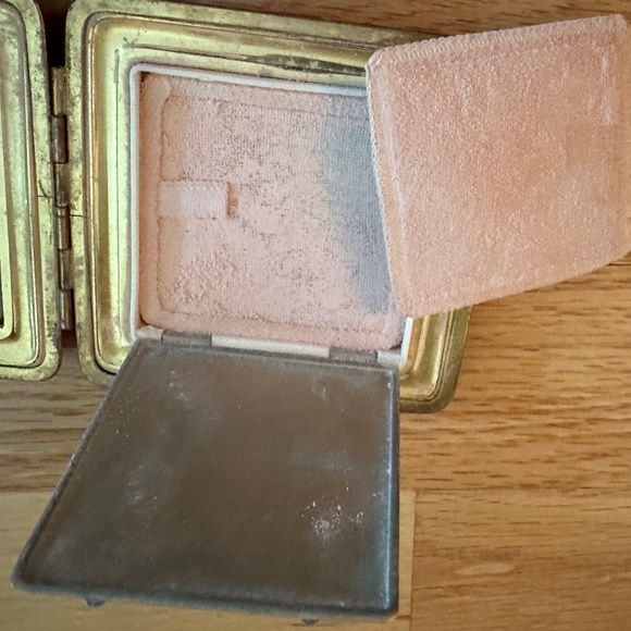 Vintage Square Leather Compact Powder Mirror Souvenir of Malta - Picture 9 of 11